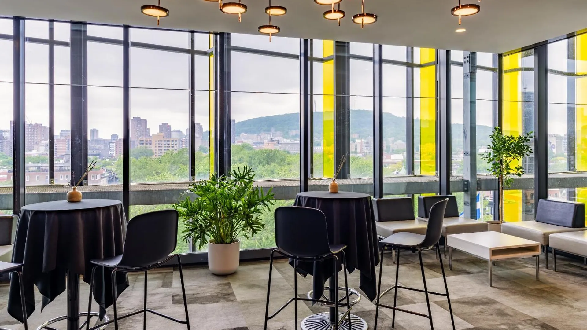 Hotel De L'Ithq 4*, Montreal